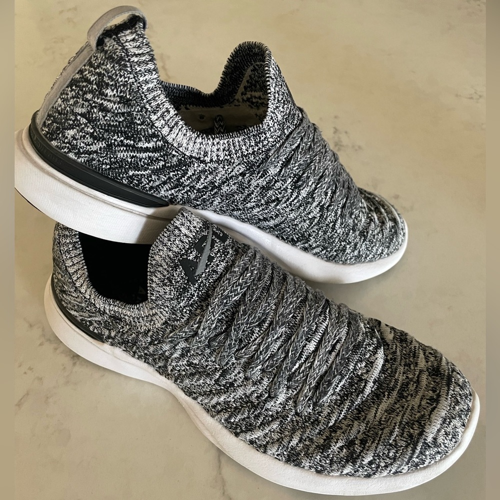 APL running shoes